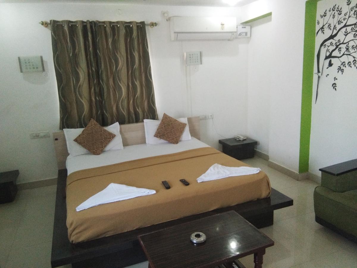 Sairam Residency Hotel Tirupati Exterior photo